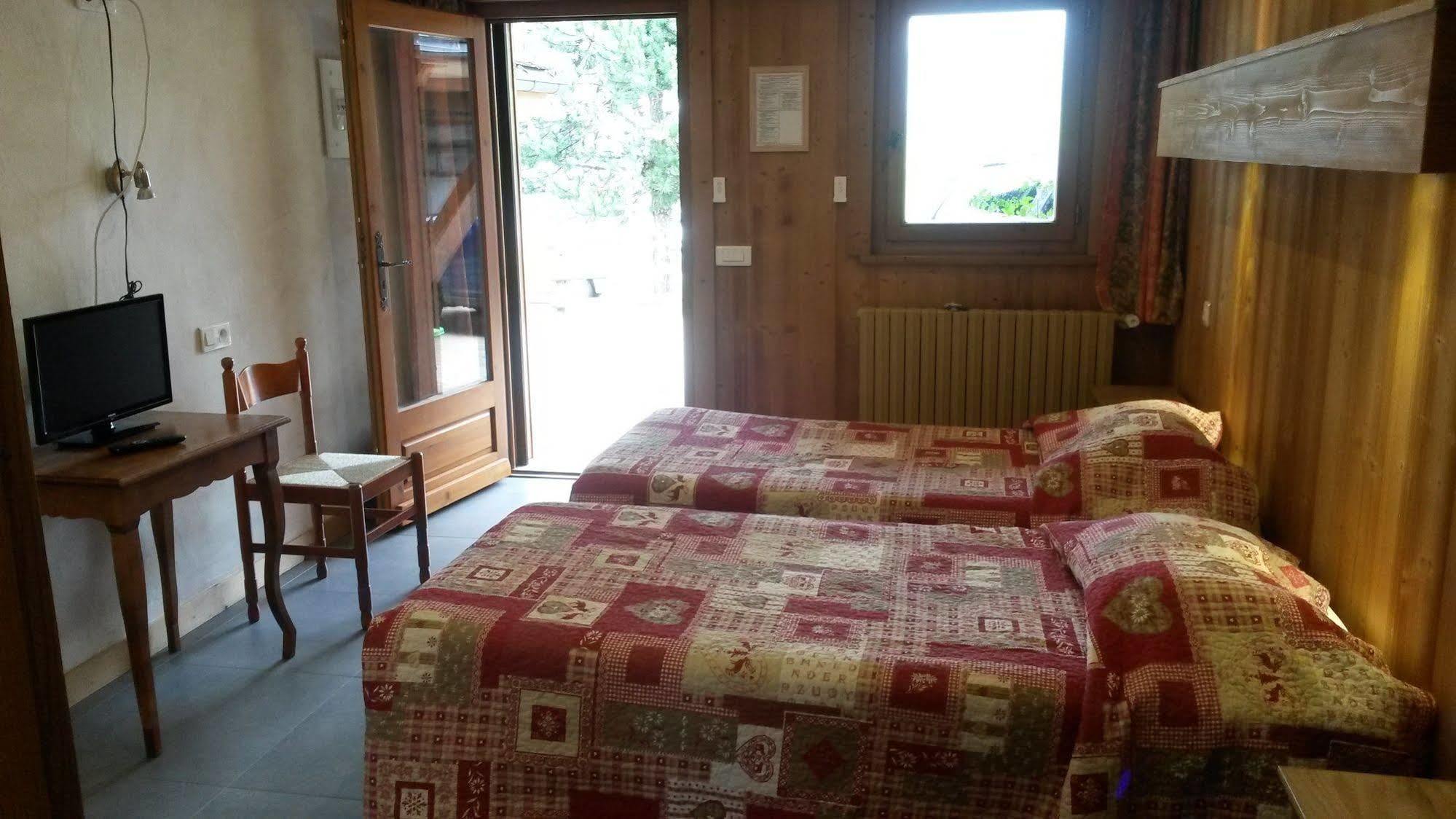 Hôtel Les Bernards Praz-sur-Arly Extérieur photo